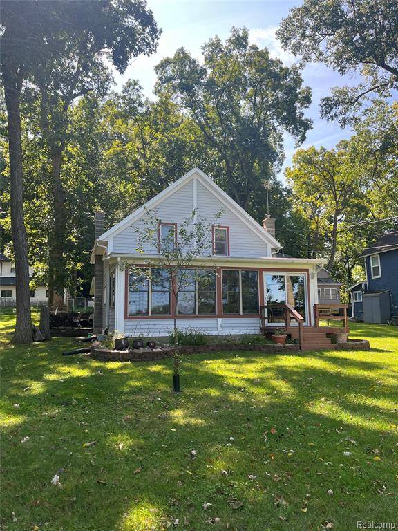 Brooklyn, MI 49230,2220 Lakeview Drive