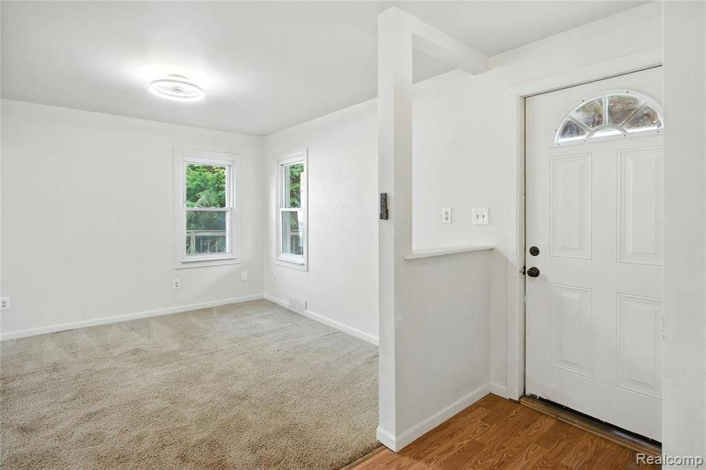 Walled Lake, MI 48390,420 Wellsboro Street