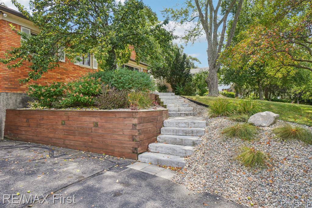 Clarkston, MI,6024 Overlook