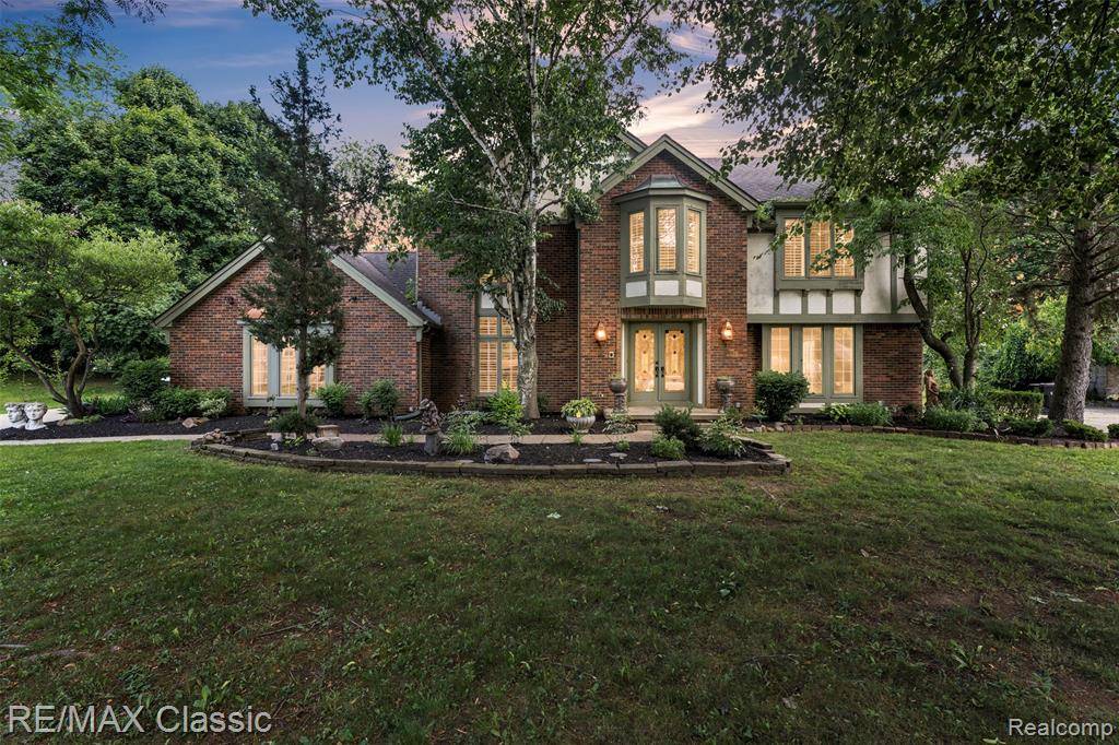 Farmington Hills, MI 48331,29942 Deer Run Court