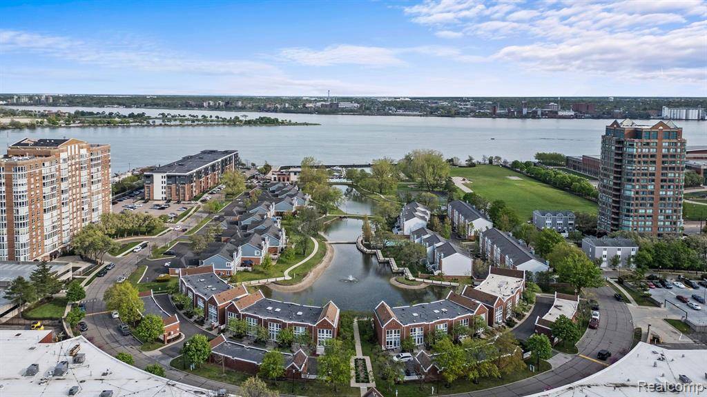 Detroit, MI 48207,250 E HARBORTOWN Drive