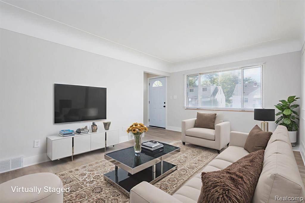 Eastpointe, MI 48021,23162 Lambrecht Avenue