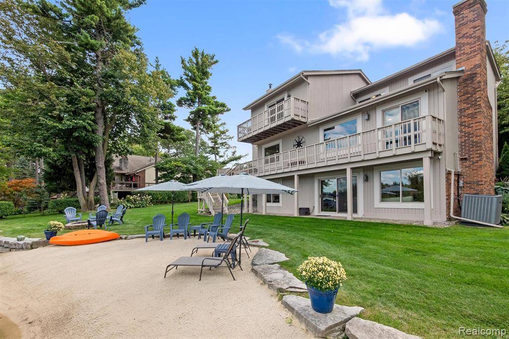 Lake Orion, MI,2764 Armstrong Drive