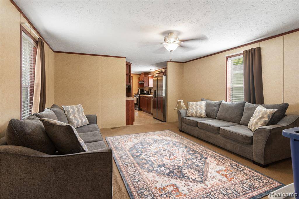 Sterling Heights, MI 48310,4539 Carlton Road