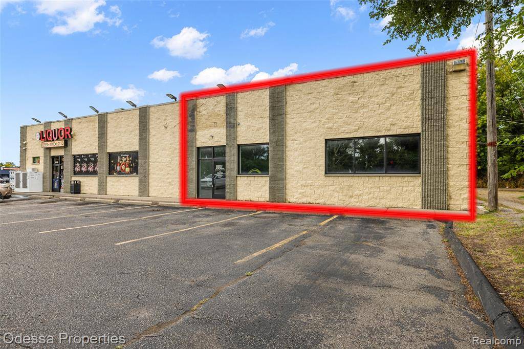 Oak Park, MI 48237,10840 W 9 Mile Road