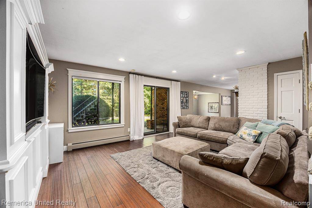 Hartland, MI 48353,11111 Hibner Road