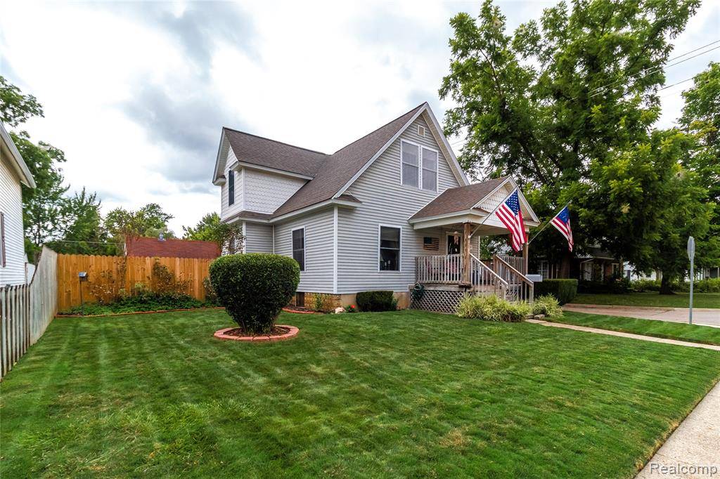 Lapeer, MI 48446,847 N Main Street