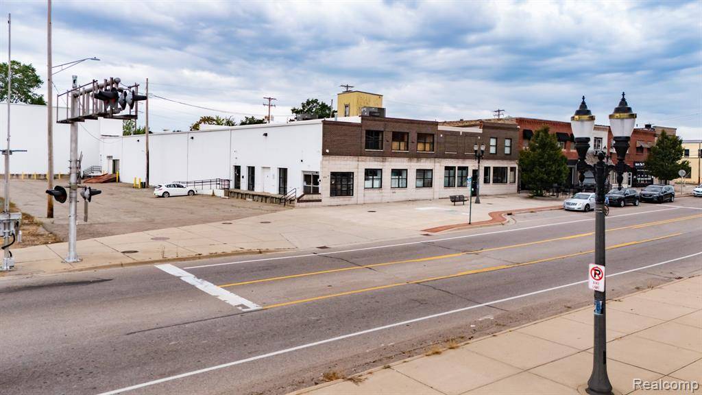 Lansing, MI 48910,1212 S S Washington Ave Avenue