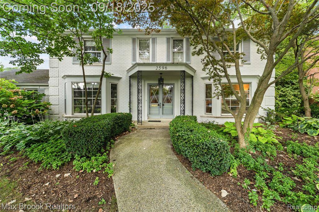 Bloomfield Hills, MI 48301,2596 Covington Place