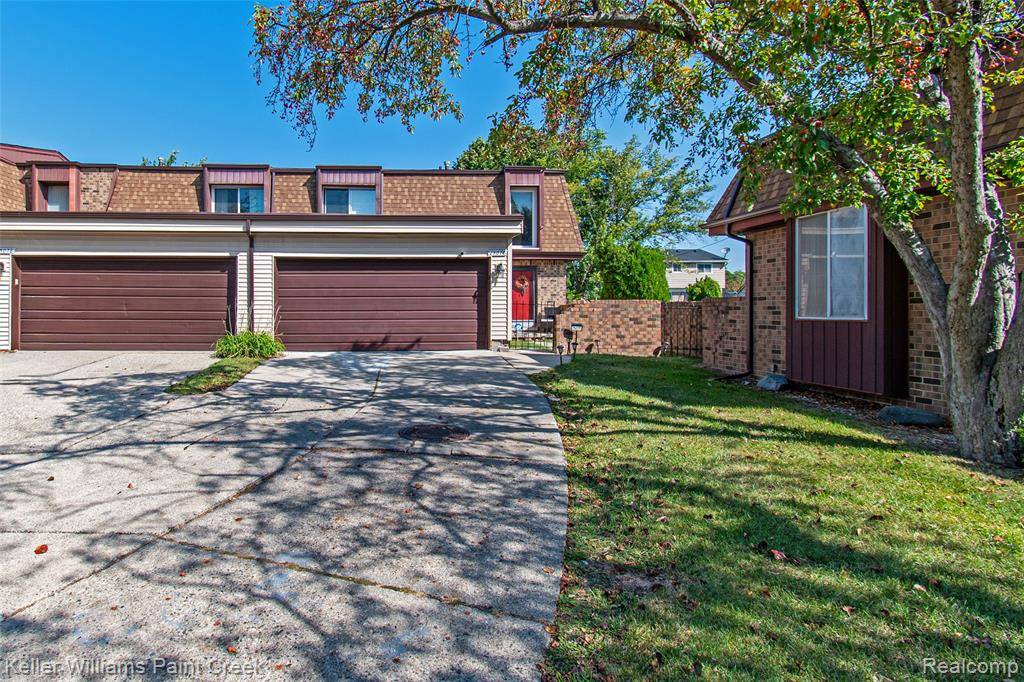 Southfield, MI 48075,25070 Sherwood Circle