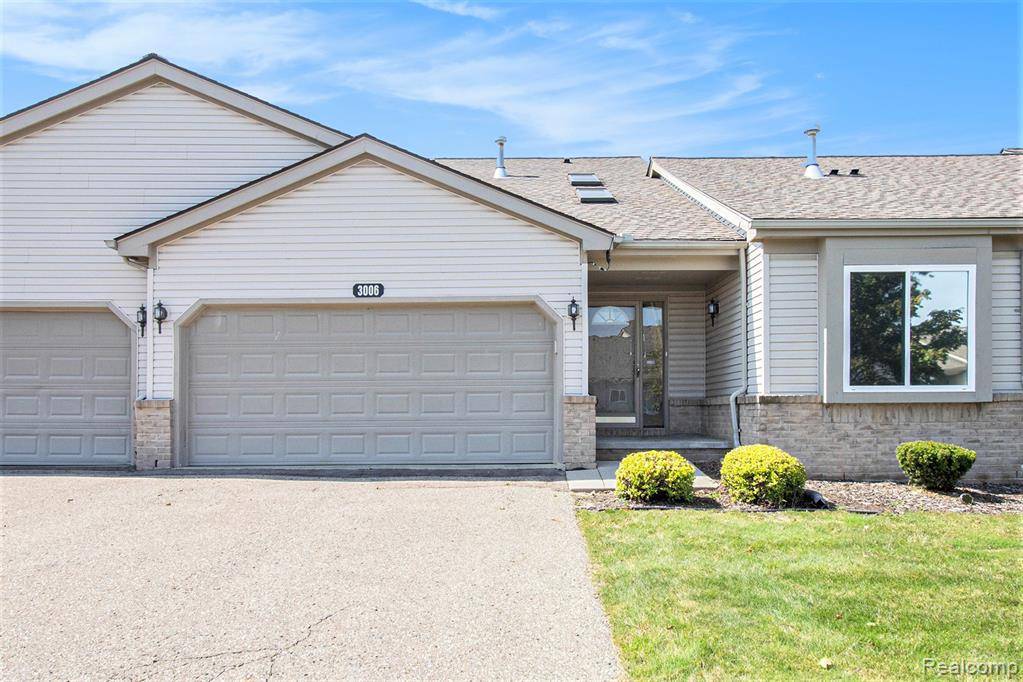 Grand Blanc, MI 48439,3006 Murray Street