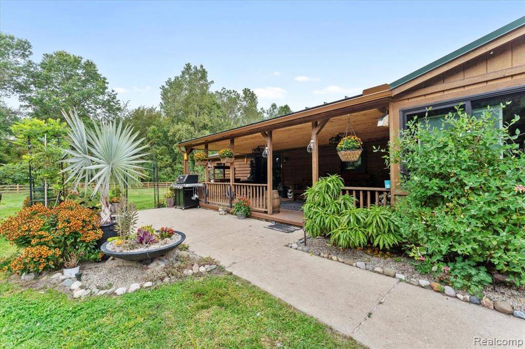 Carleton, MI 48117,6411 W Newburg Road