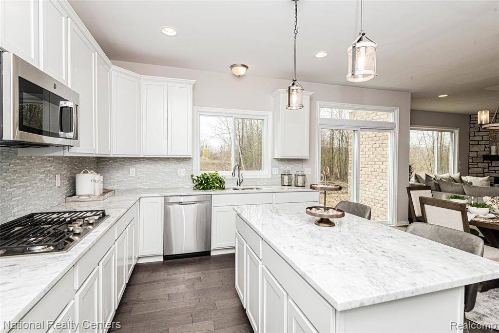 Chesterfield, MI 48047,53185 Woodland