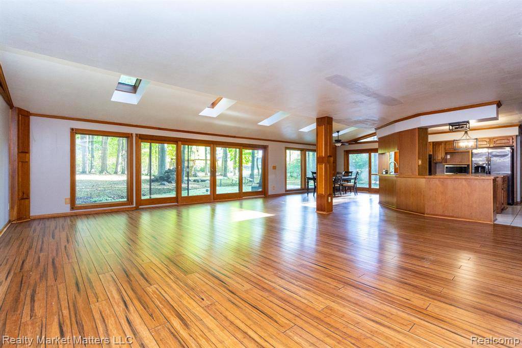 Flushing, MI 48433,7505 Falling Leaf Court