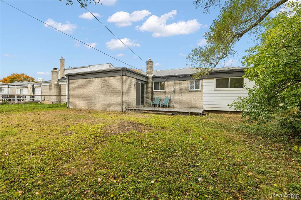 Oak Park, MI 48237,14421 Labelle Street