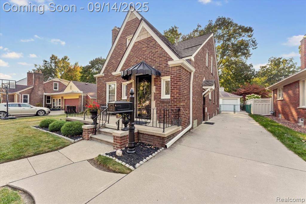 Trenton, MI 48183,2486 Edgemont Street
