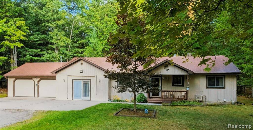 Lake, MI 48632,3260 Havenwood Circle