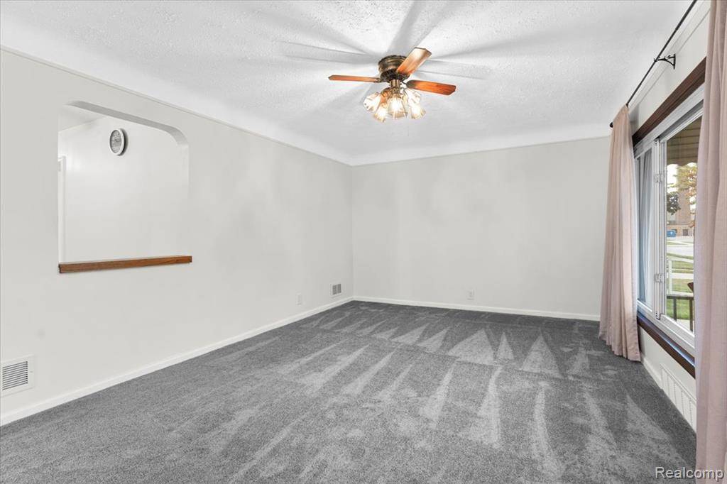 Wyandotte, MI 48192,4281 19th Street