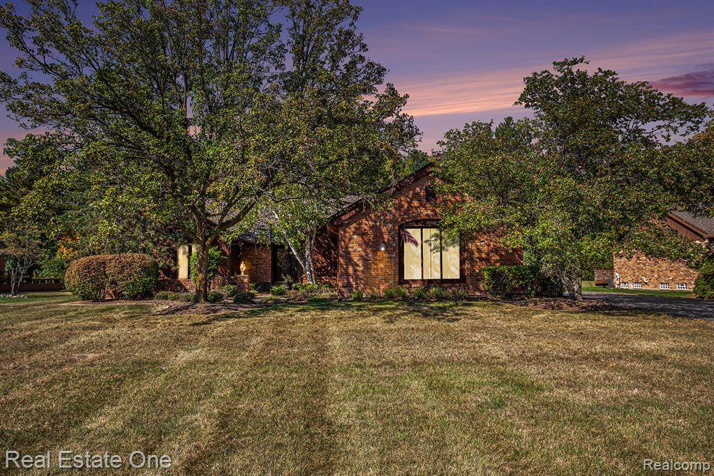 Farmington Hills, MI 48331,36508 Valley Ridge Drive