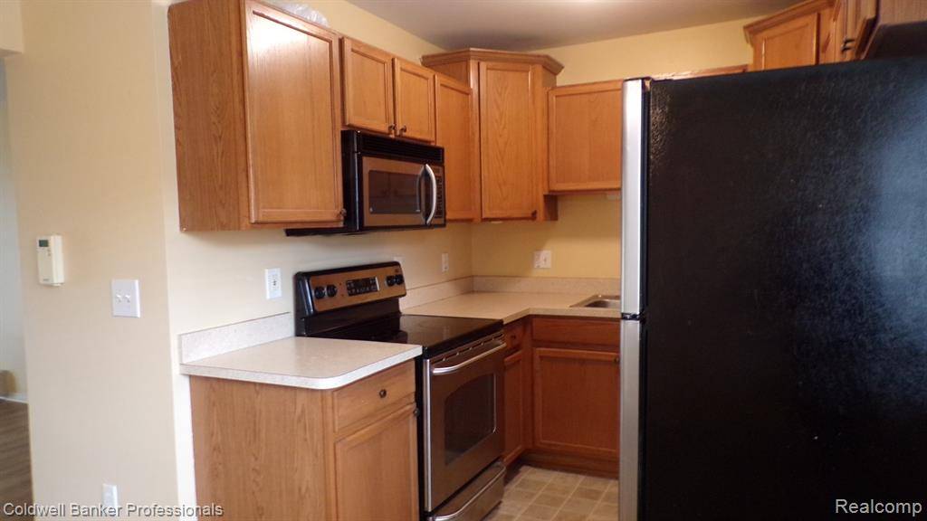 Royal Oak, MI 48073,2440 Parmenter Blvd Parmenter #109 Boulevard