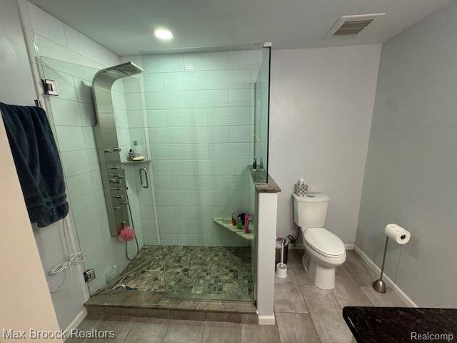 Farmington Hills, MI 48335,21560 River Ridge Court