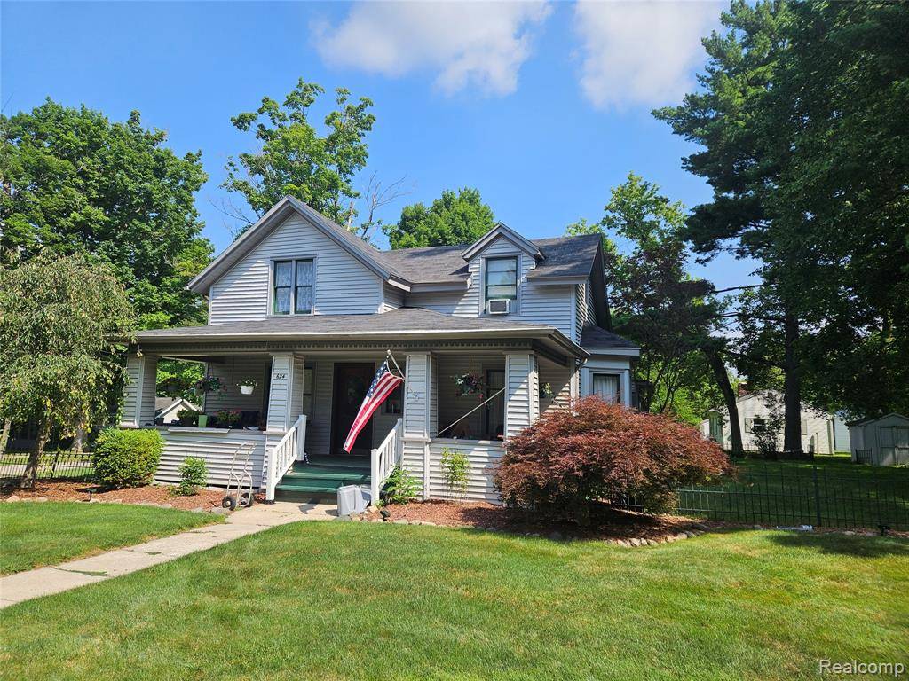 Fenton, MI 48430,624 Hickory Street