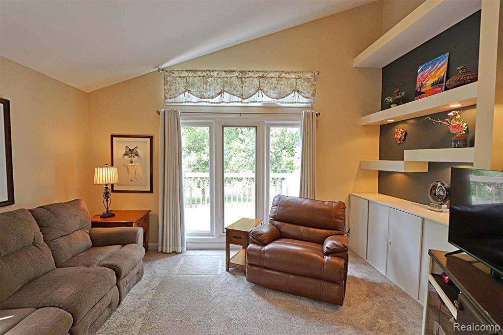 Farmington Hills, MI 48331,37440 Legends Trail Drive