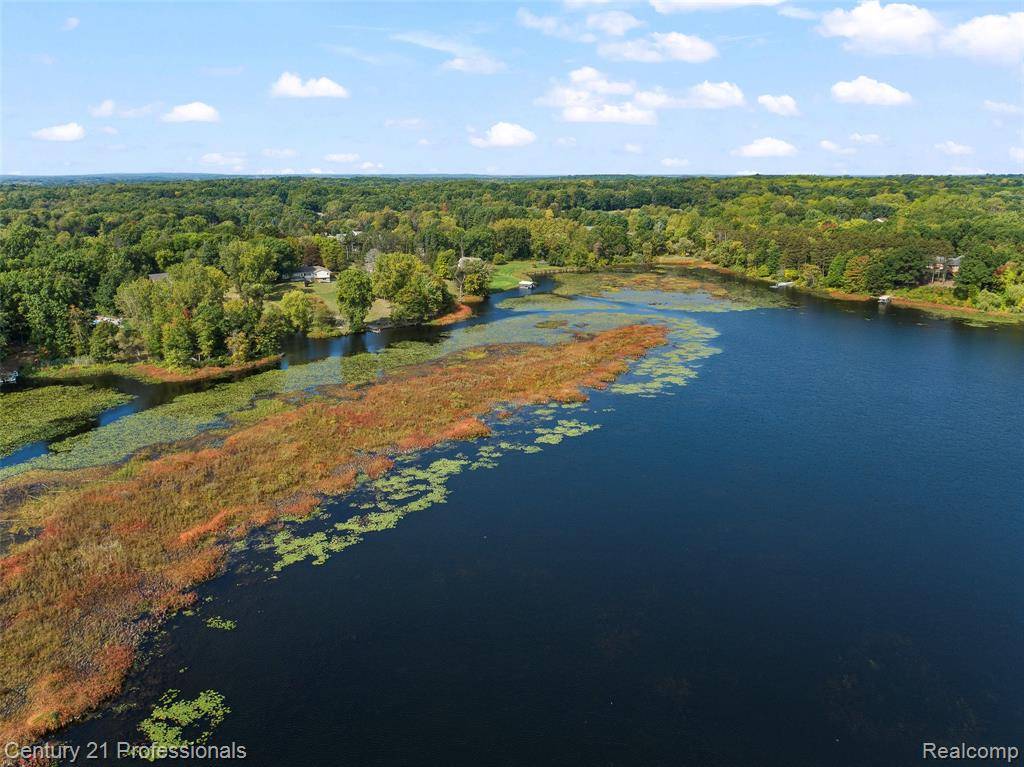 Davisburg, MI 48350,9060 Tindall Road