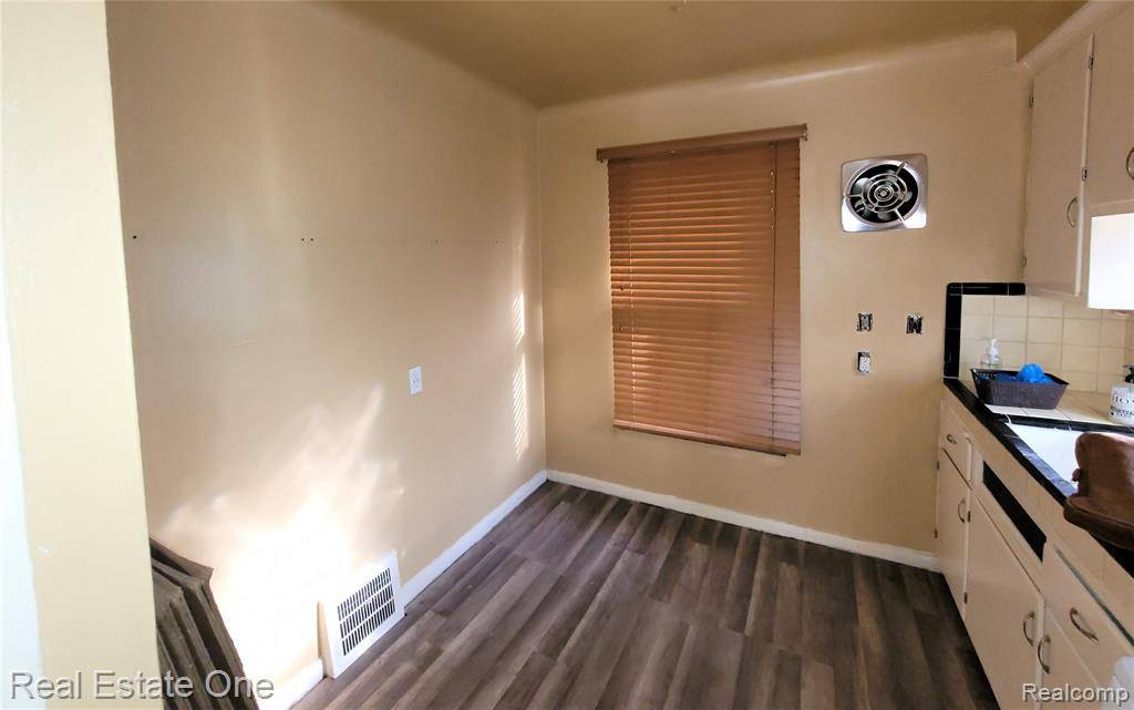 Dearborn, MI 48126,10339 Tireman Avenue
