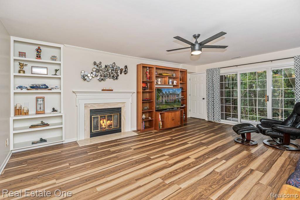 Rochester Hills, MI 48309,1665 Huntington Park