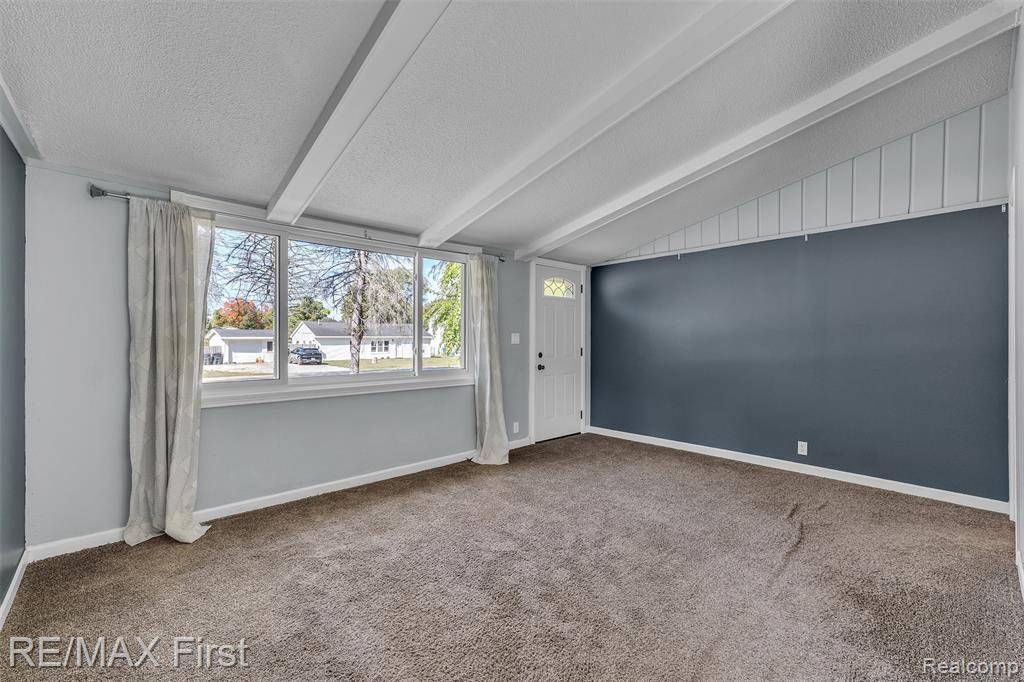 Clarkston, MI,5052 Mary Sue Avenue