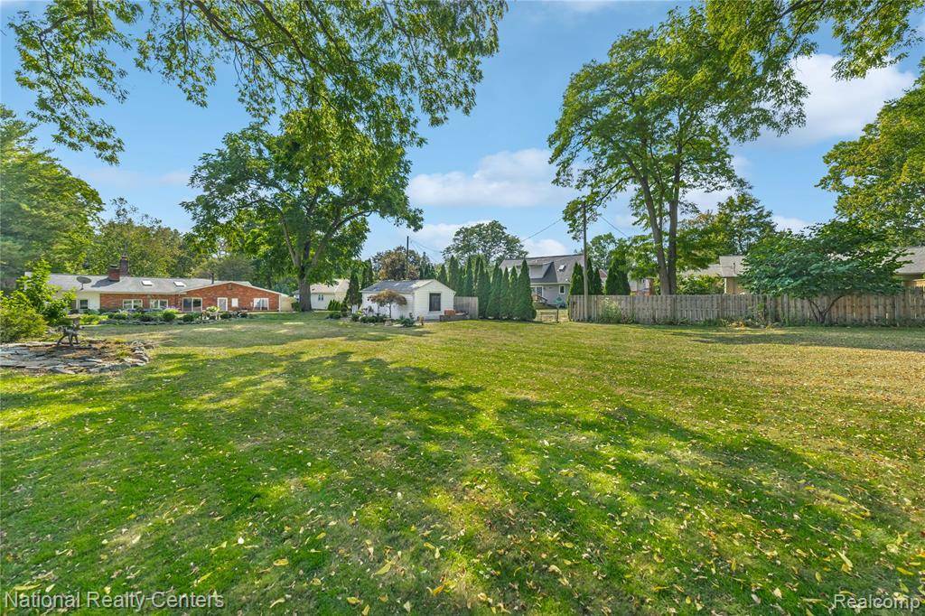 Northville, MI 48167,356 Fairbrook Street