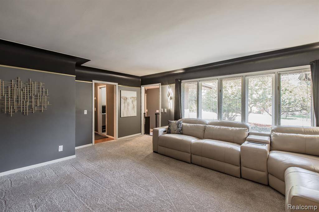 Rochester Hills, MI 48309,73 Nevada Avenue