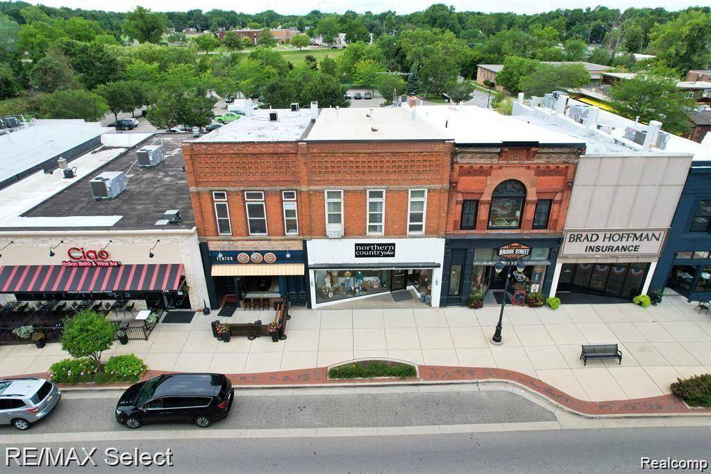 Fenton, MI 48430,106 S Leroy Street