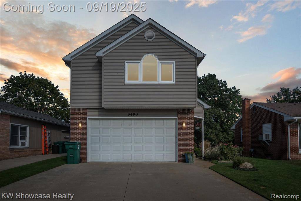 Commerce Twp, MI 48390,3490 Buss Drive
