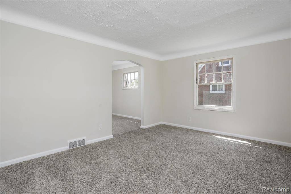 Detroit, MI 48221,7405-7407 Curtis Street