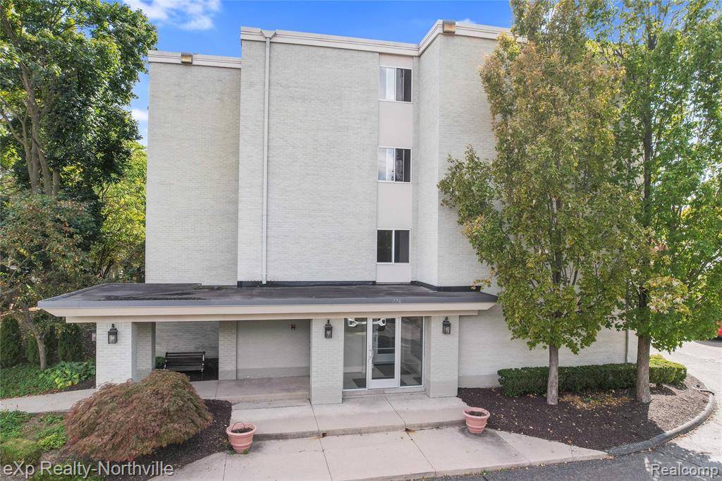 Plymouth, MI 48170,770 Deer Street