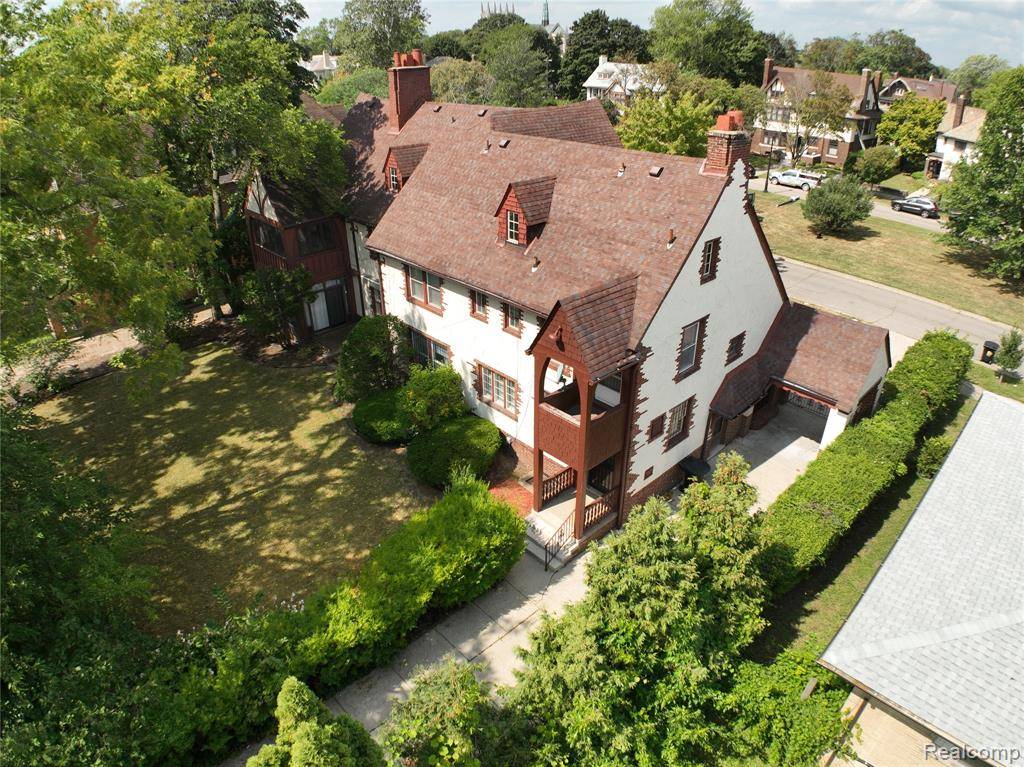 Detroit, MI 48202,244 Arden Park Boulevard