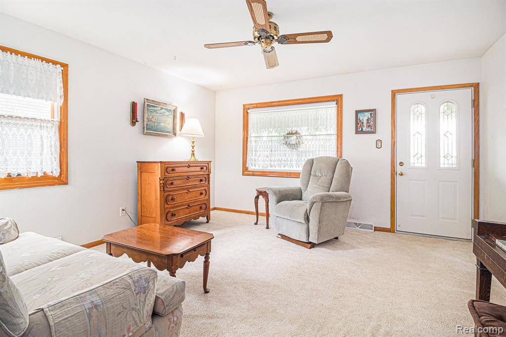 Southgate, MI 48195,13427 Brest Street