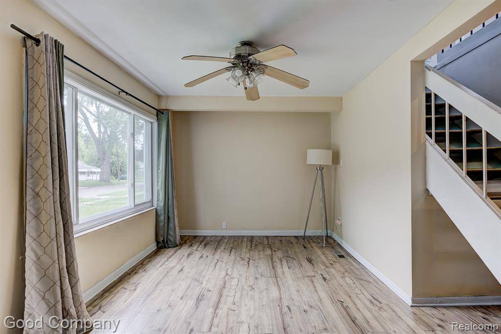 Hazel Park, MI 48030,1744 E Madge Avenue
