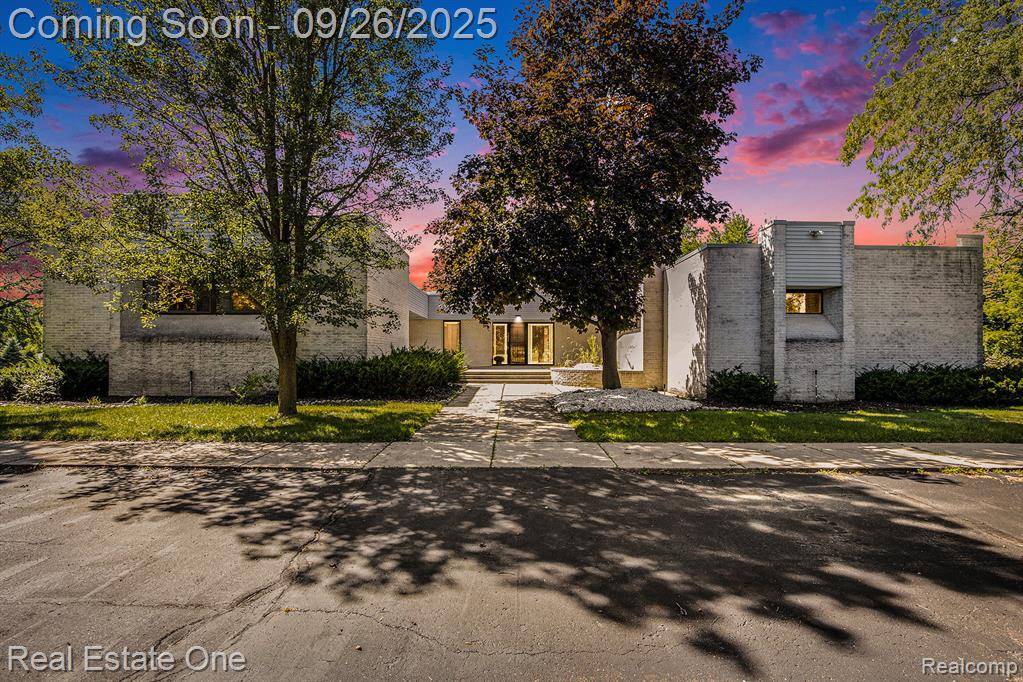 Flint, MI 48532,1235 Sagebrush Court