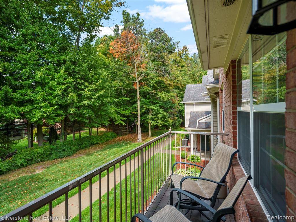 Shelby Twp, MI 48317,49207 W Woods Drive
