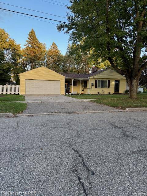 Davison, MI 48423,718 N Lapeer Street