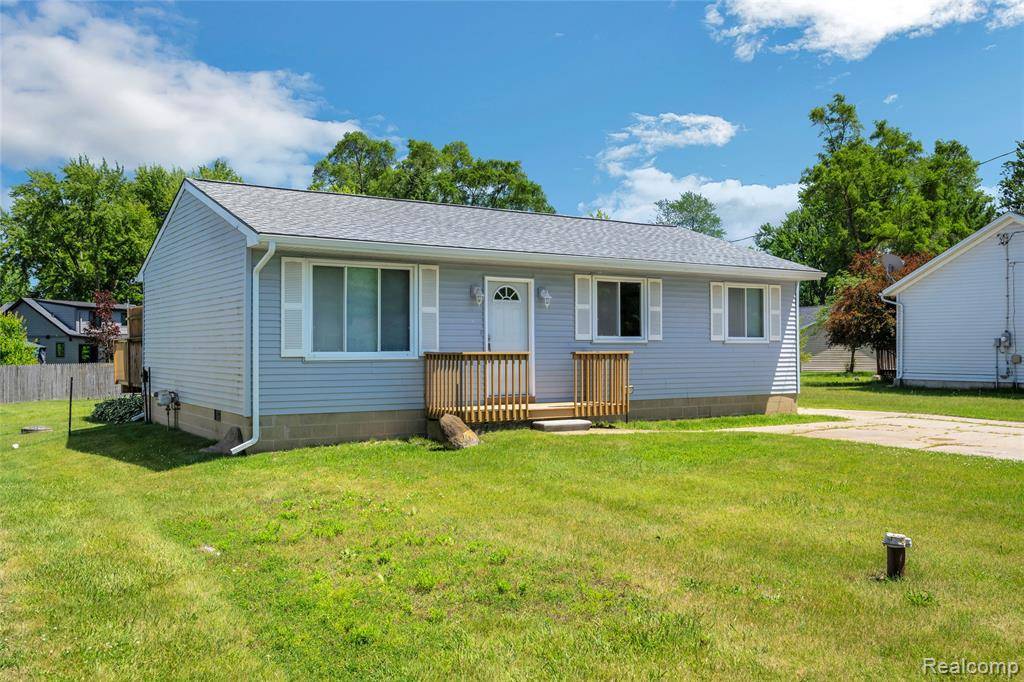 Pinckney, MI 48169,9551 Kress Road