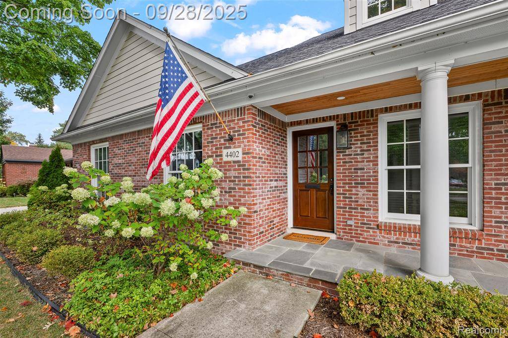 Royal Oak, MI 48073,4402 Arlington Drive