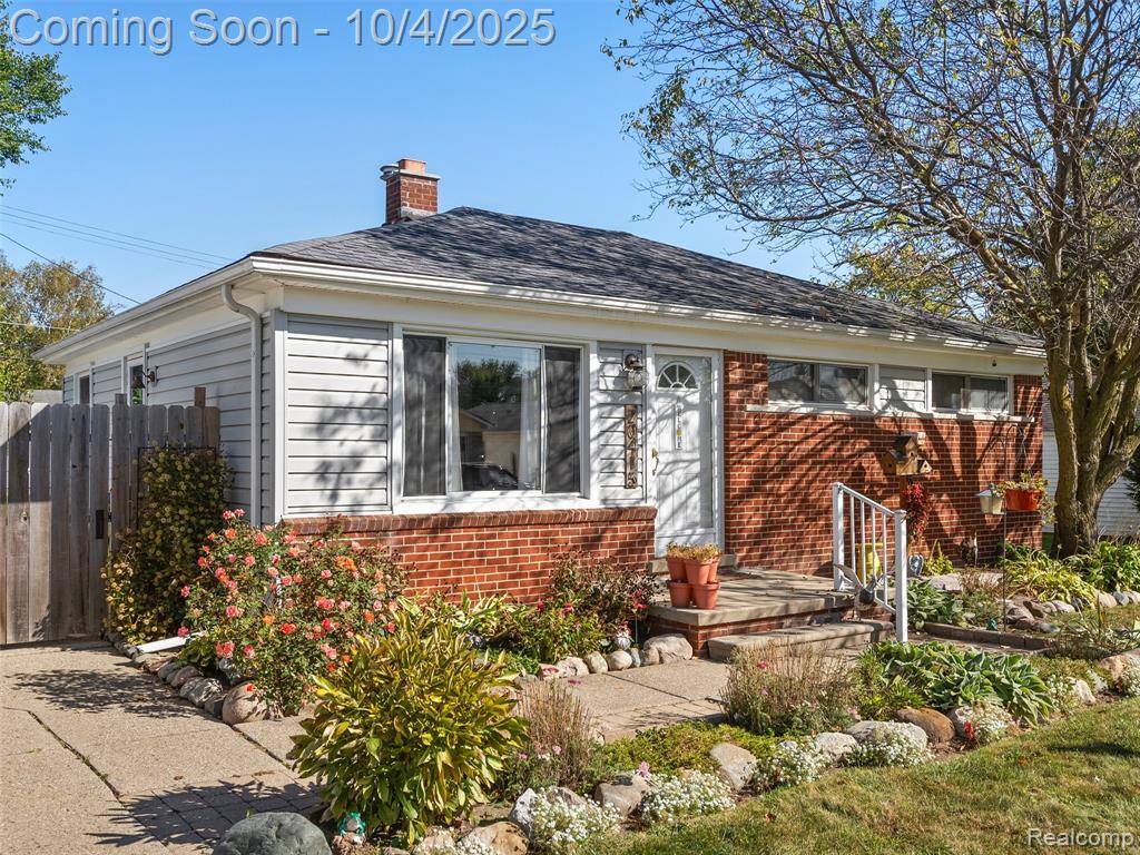 Clinton Twp, MI 48035,20415 Nicke Street