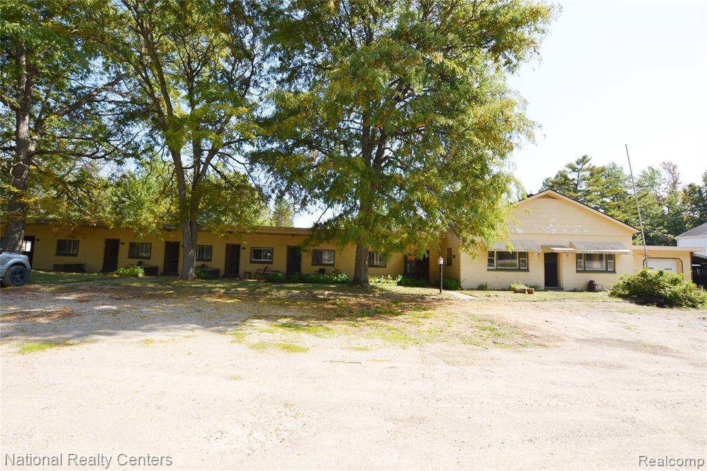 West Branch, MI 48661,2174 Clear Lake Rd N Clear Lake Road