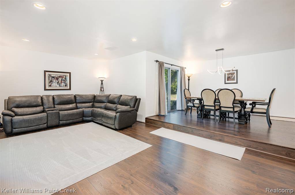 West Bloomfield, MI,6545 Post Oak Drive