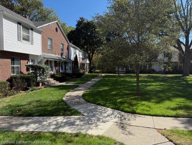 Saint Clair Shores, MI 48080,22980 Gary Lane
