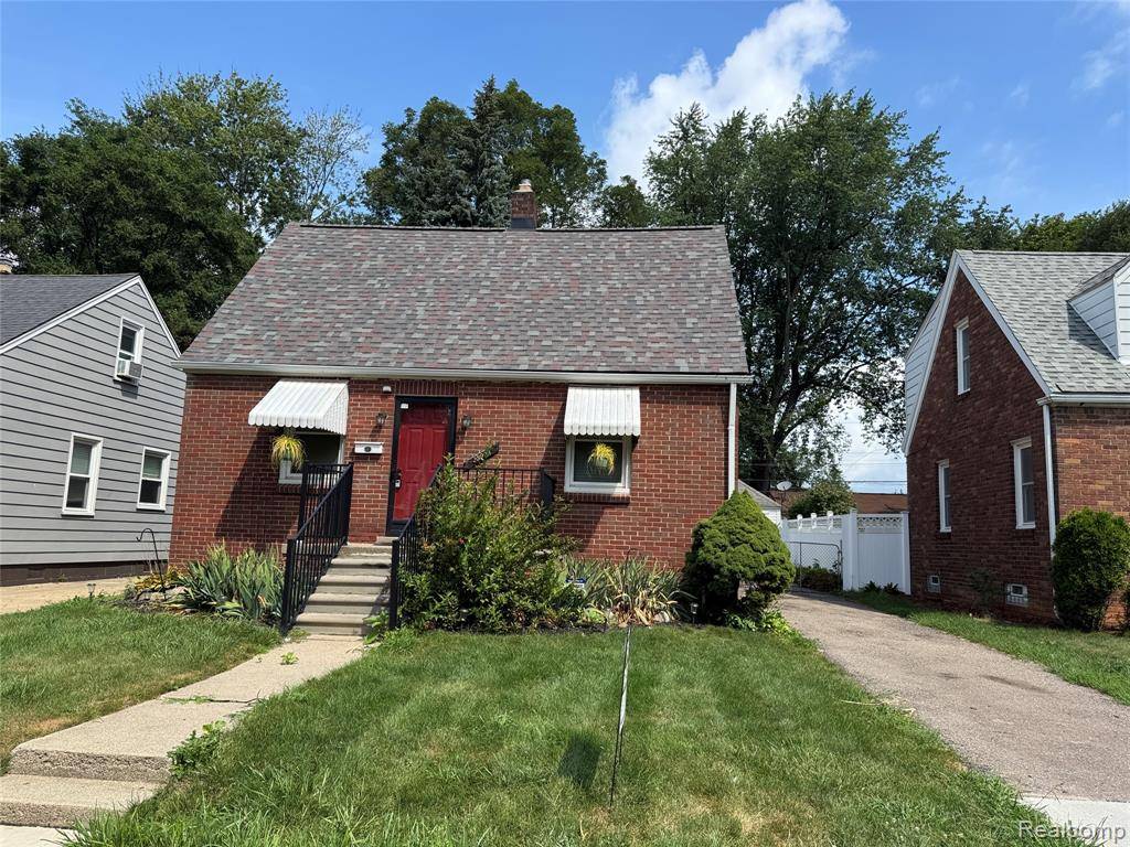 Dearborn Heights, MI 48125,25900 Hanover Street
